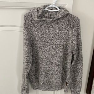 ROOTS HOODIE SIZE LARGE